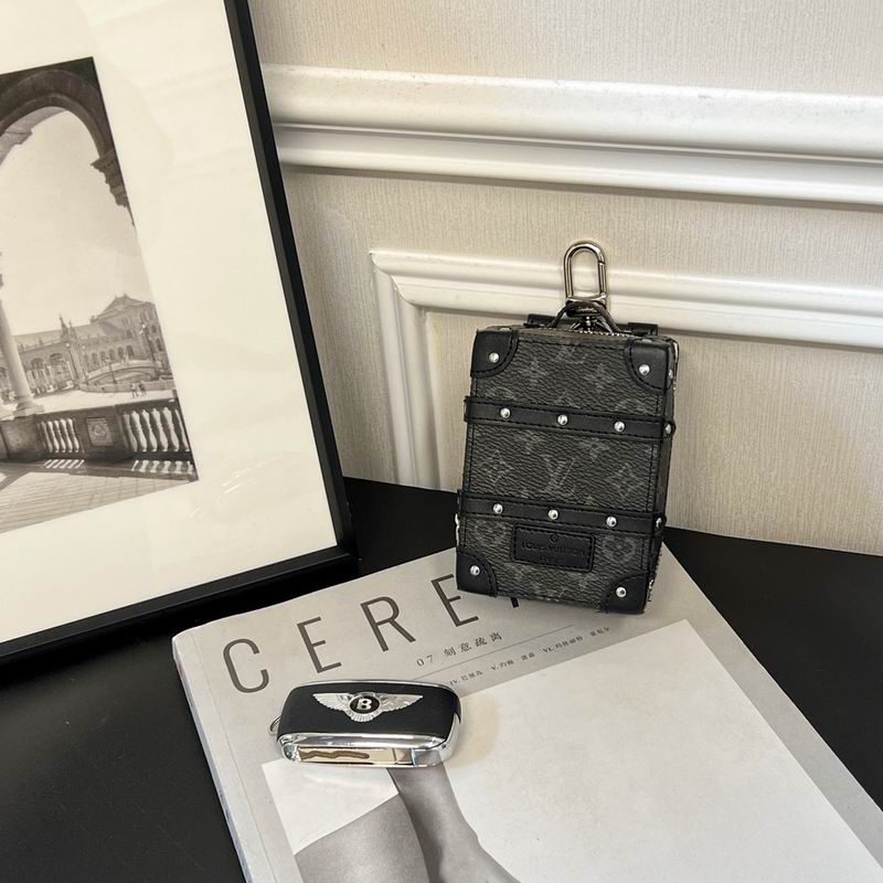 LV keyring lyh84